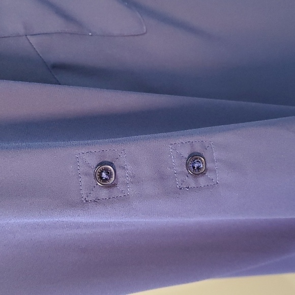 Express, The portfolio shirt, navy blue.  Long tab sleeves. 2 front pockets. - Picture 4 of 7